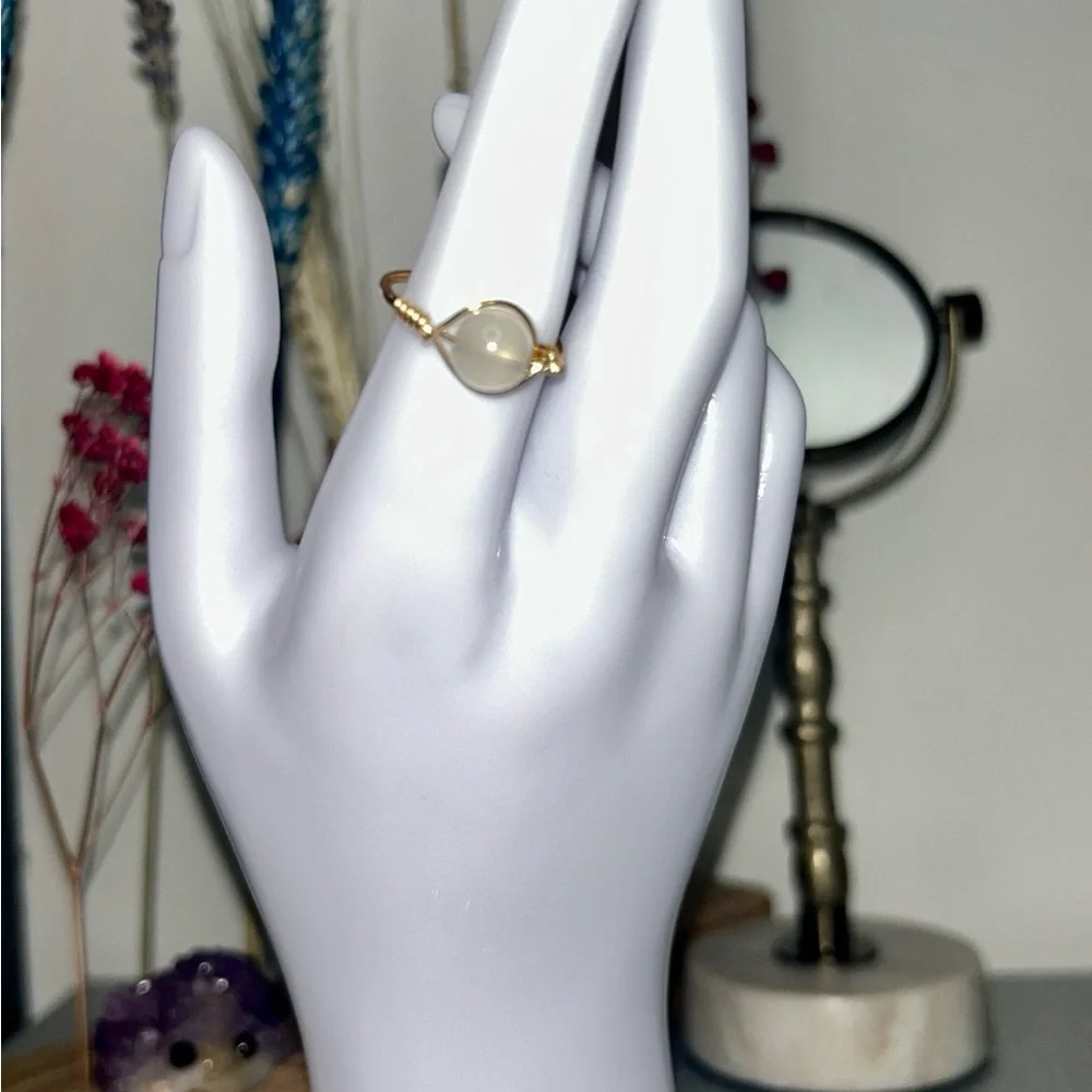 - 🌼Moonstone rings (custom Size just for you) - Picture 9 of 10